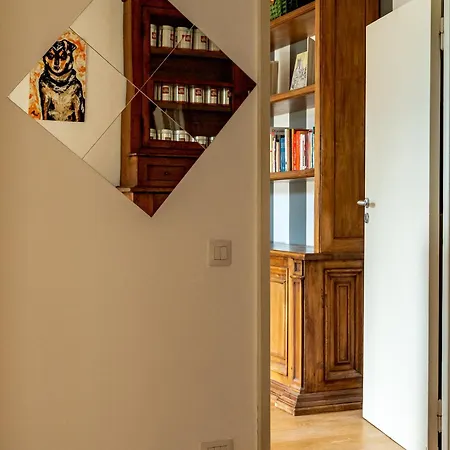 Bandenere House